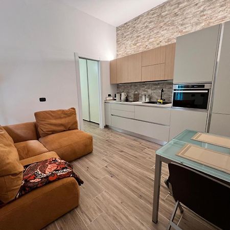 Apartamento Domusmi Delfico 2 Milán Exterior foto